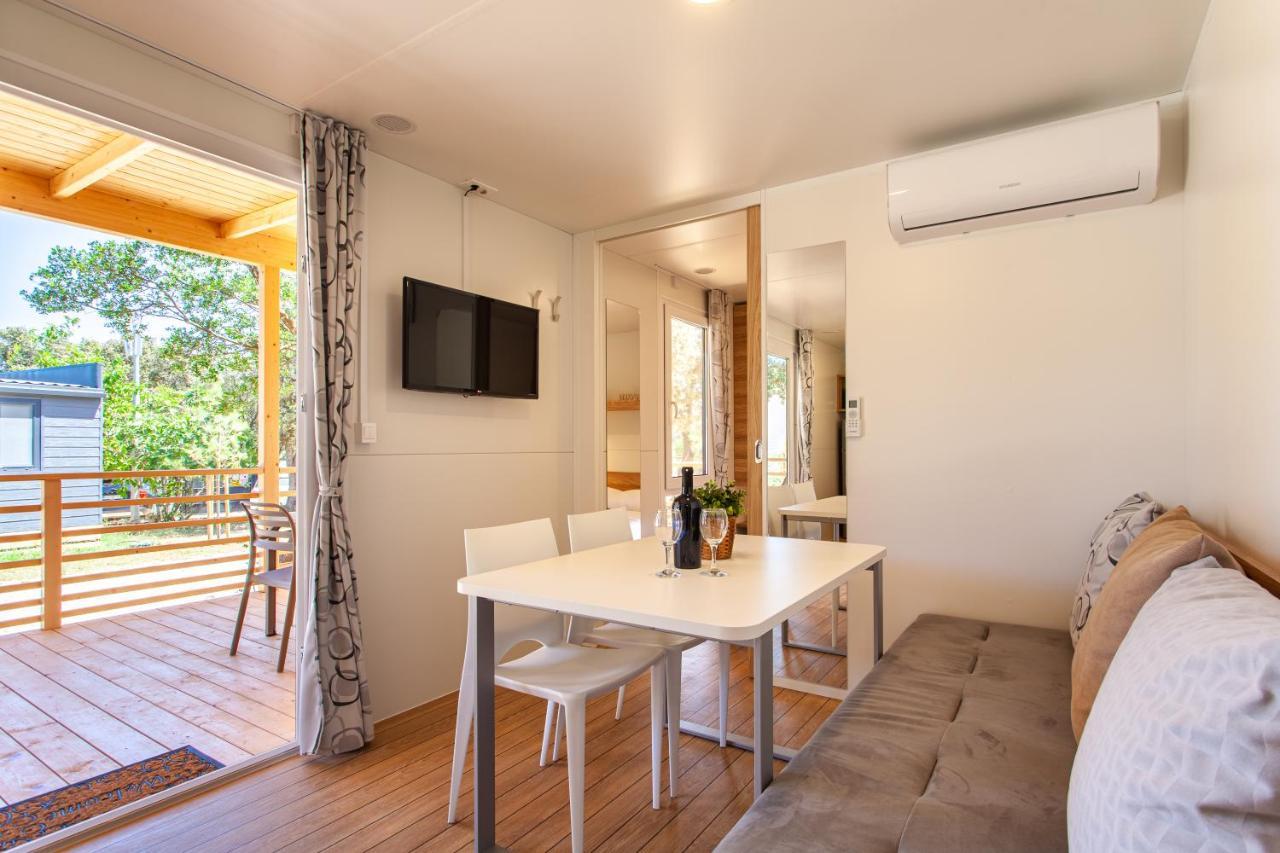 Mobile Homes Lopari 네레자인 외부 사진