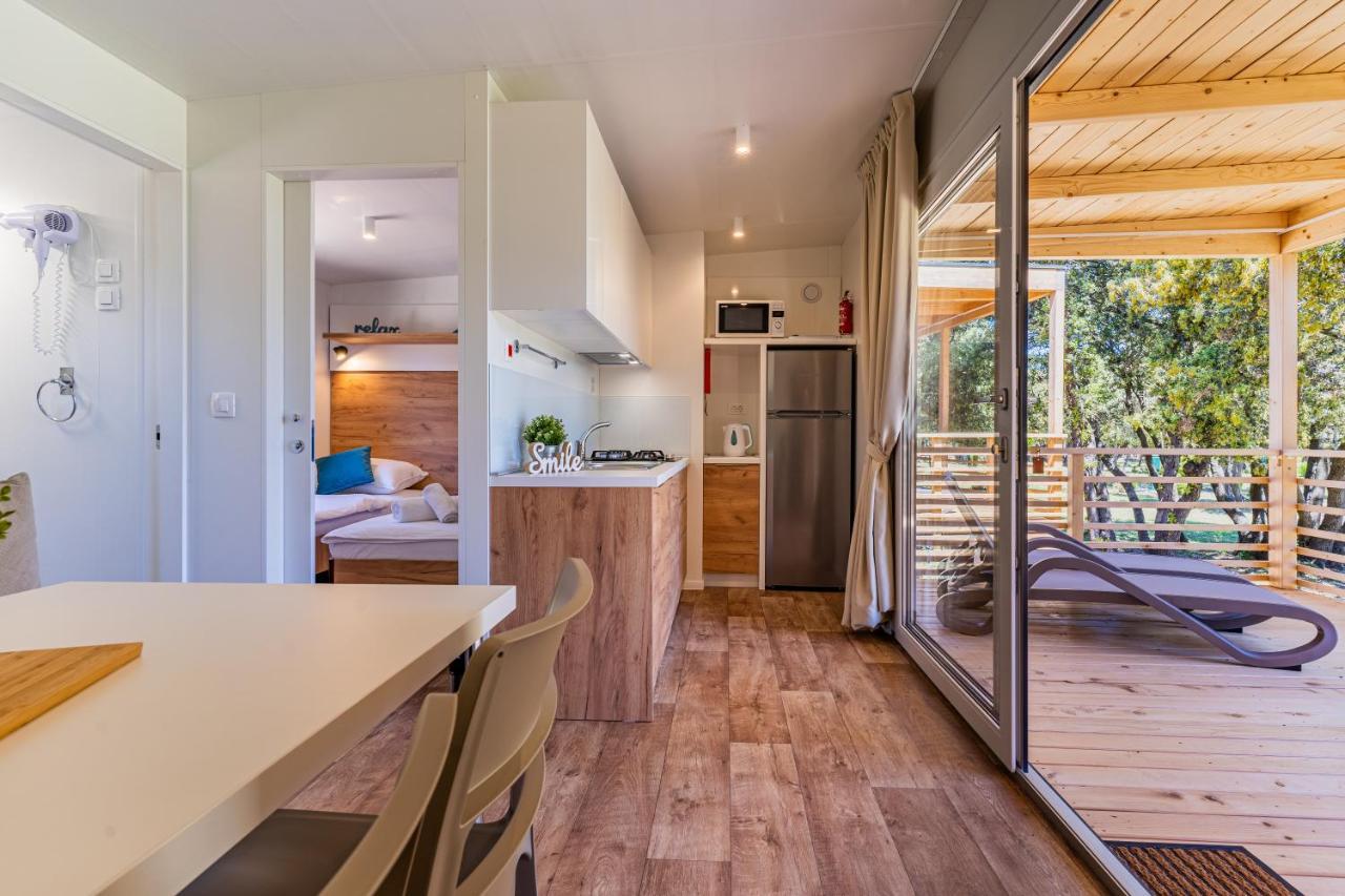 Mobile Homes Lopari 네레자인 외부 사진
