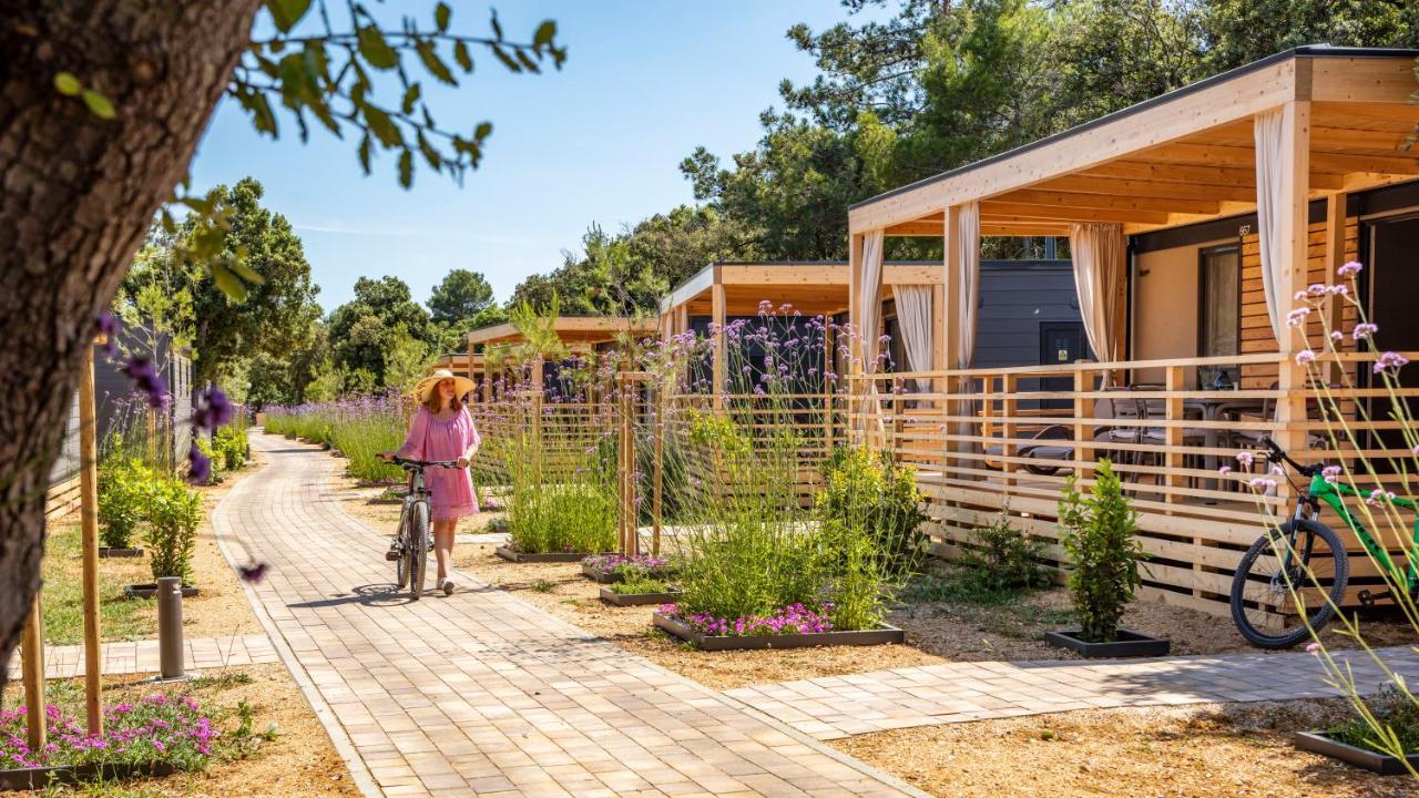 Mobile Homes Lopari 네레자인 외부 사진